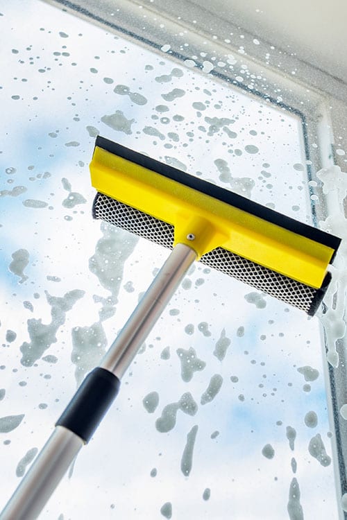 Orange-Cleaning-Window-cleaning